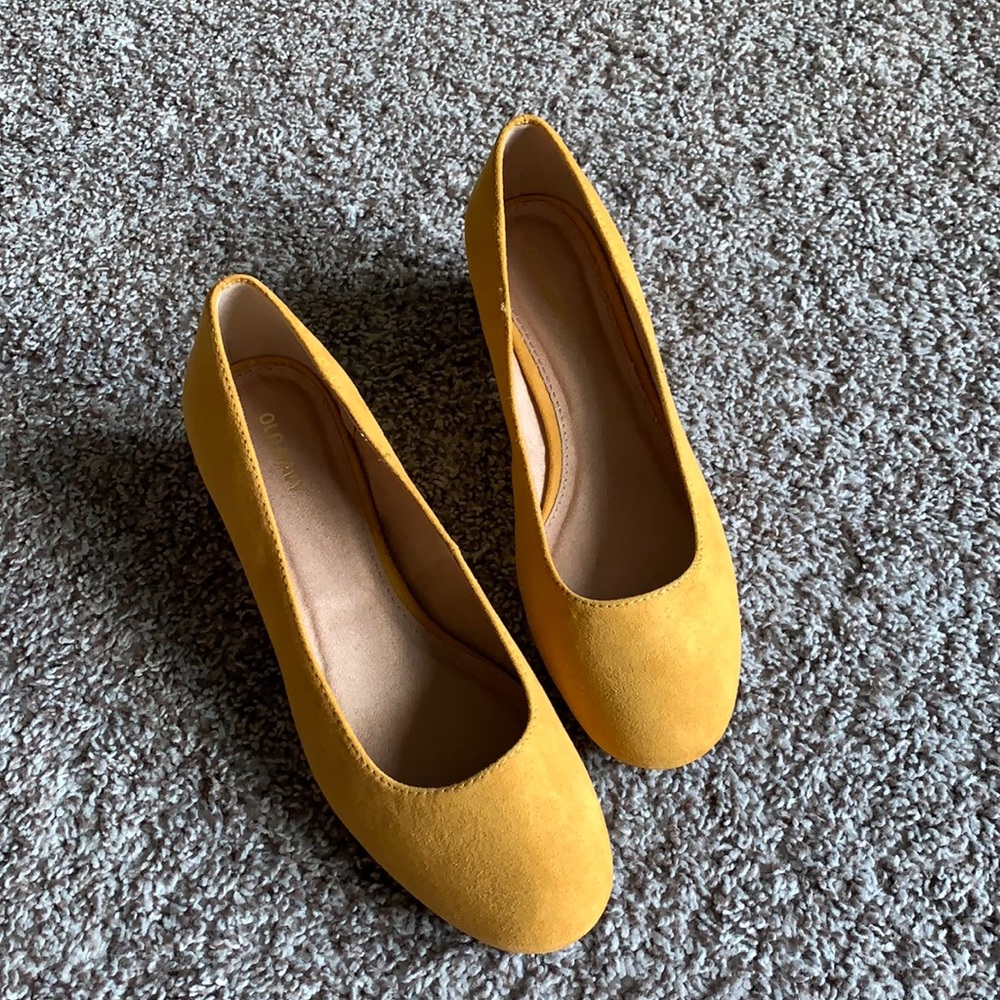 Old Navy pumps